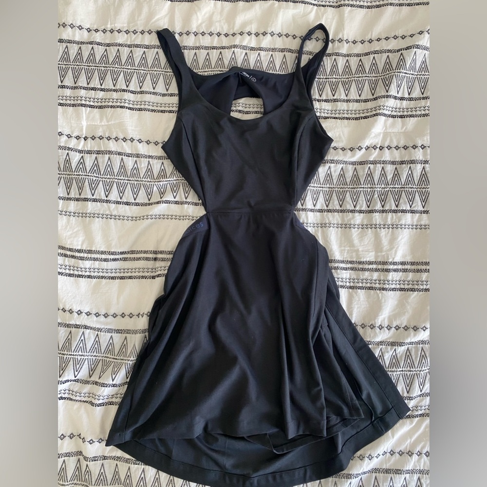 Outdoor Voices Court Dress Size Large